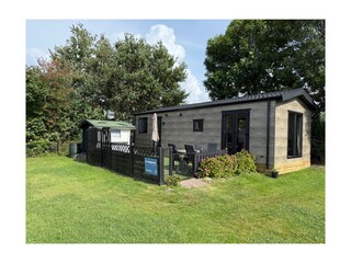 Brand new chalet by the Wadden Sea – opened in July 202