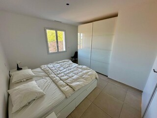 Holiday house Saint-Nazaire-de-Ladarez Features 35