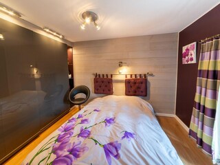 Holiday house Spa Features 24
