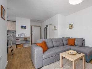 Ferienhaus WOHNUNG IP17 (LUCIJA) A - Buići - image1