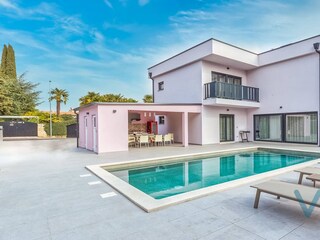 Holiday house Buići Outdoor Recording 3