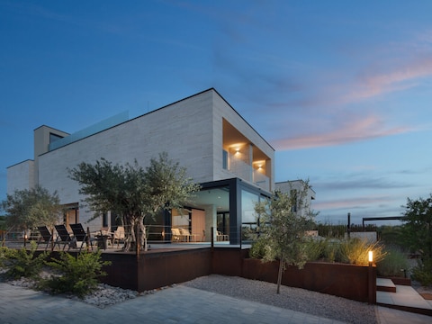 Villa B63 mit Rooftop Terrasse