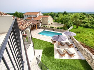 Villa Barat Ambiente 20