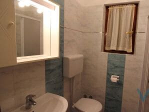 Holiday house APARTMENT IV22(1) - Buići - image1