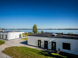 Blick vom Balkon über den Schweriner See