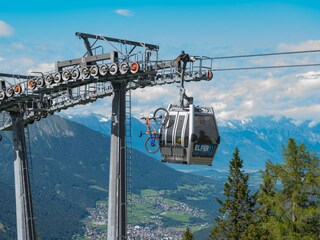 Stubaital - Mit der Seilbahn komfortabel auf die Berge