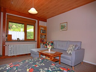 Apartment Warin Features 21
