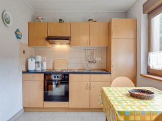 Apartment Warin Features 19