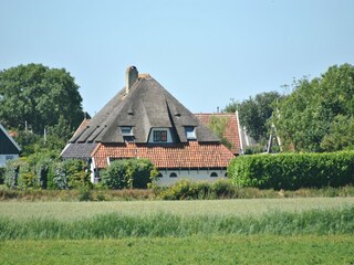 Apartment Oosterend Außenaufnahme 2