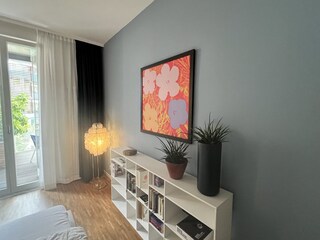 Schlafzimmer 2 zum Balkon/Garten
