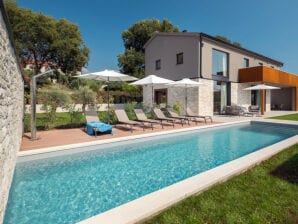 Beautiful Villa Istar with pool in Rovinj - Bale - image1