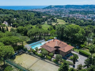 Villa Micol – Garden View and Playground