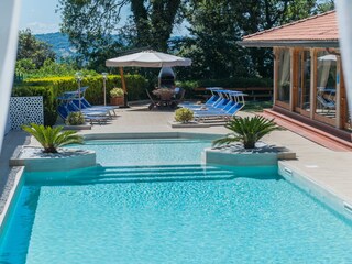 Villa Pesaro Buitenaudio-opname 15