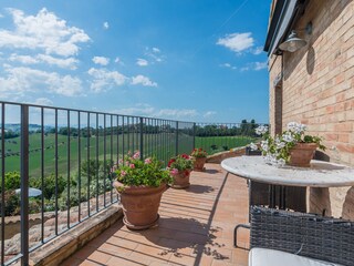 Villa Montegiorgio Buitenaudio-opname 16