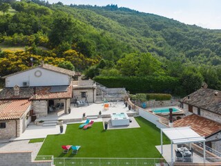 Villa Acqualagna Buitenaudio-opname 18