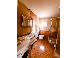 Bad OG Wohnung