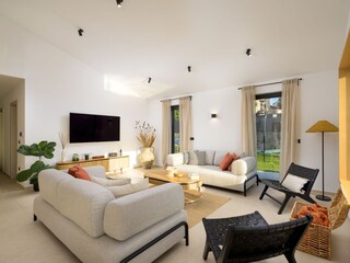 Grosszügiges Wohnzimmer