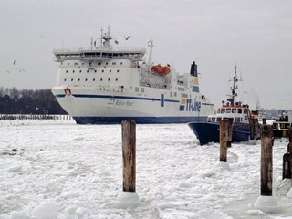 Fährhafen Travemünde im Winter