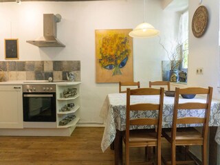 Apartment Roes Features 23