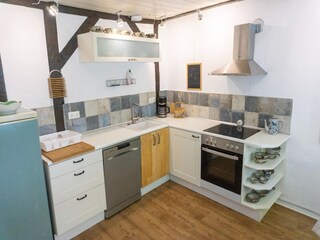 Apartment Roes Features 28