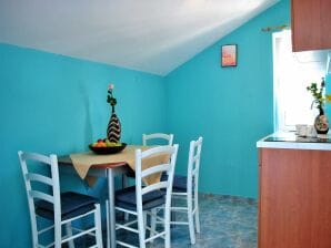 Apartments Smokvica - Studio Apt with Sea View - Starigrad - image1