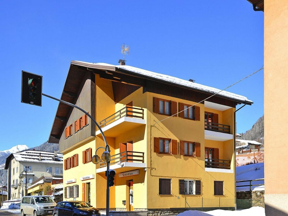 Appartement Mezzana Buitenaudio-opname 1