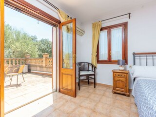 Vakantiehuis Maria De La Salut Kenmerken 30