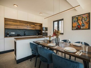 Villa Mali Maj Características 23