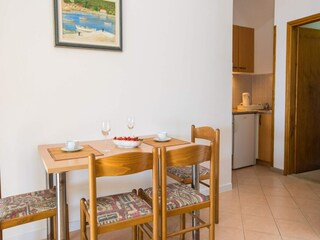 Apartment Molunat Features 9