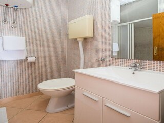 Apartment Molunat Features 14