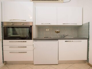 Apartment Molunat Features 8