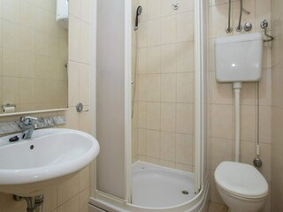 Apartment Molunat Features 10