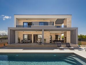 Villa Nin
