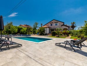 Villa ZaVaLa mit Pool - Nenadići - image1