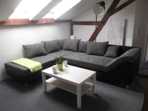 64 m² Ferienwohnung ∙ 2 Schlafzimmer ∙ 4 Gäste - Ebensfeld - image1