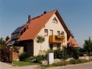 44 m² Ferienwohnung ∙ 1 Schlafzimmer ∙ 3 Gäste - Ebensfeld - image1