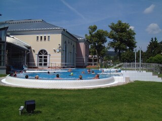 Vakantieappartement Bad König Zwembad 16