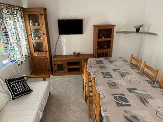 Apartment Oliva Features 12
