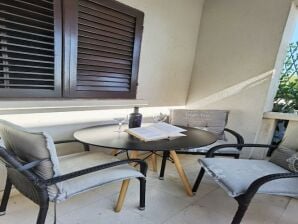Apartment Tina - One Bedroom Apartment with Terrace - Brna - image1