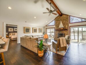 297 m² Ferienhaus ∙ 4 Schlafzimmer ∙ 9 Gäste