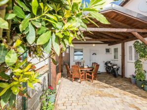 40 m² Ferienwohnung ∙ 1 Schlafzimmer ∙ 4 Gäste