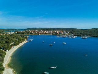 Apartment Banjole Features 17