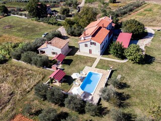 Apartment Lašići Features 32
