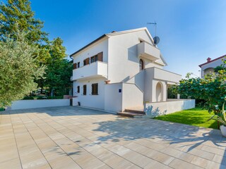 Apartment Mali Maj Outdoor Recording 4