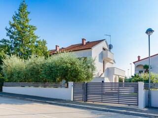 Apartment Mali Maj Outdoor Recording 4