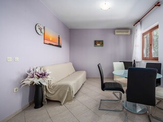 Apartment Drenje Features 9