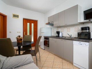 Apartment Drenje Ausstattung 27