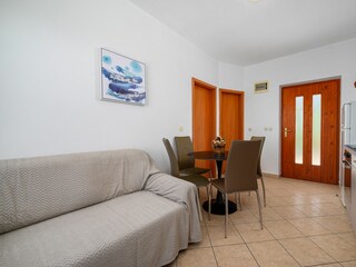 Apartment Drenje Ausstattung 28