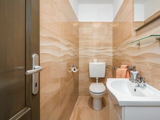 Apartment Drenje Ausstattung 25