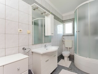 Apartment Banjol Features 9